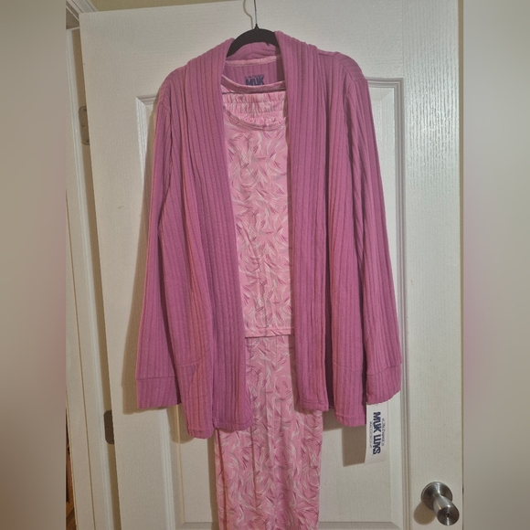 NEW! Muk Luks Pink XL Women's Sleepwear 3 Piece Set - Picture 2 of 9